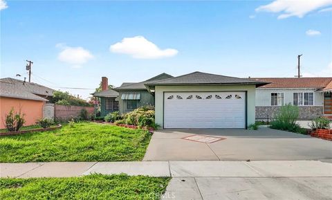 Photo of 11803 Chanera Avenue, Hawthorne, CA 90250 (MLS # DW26018176)