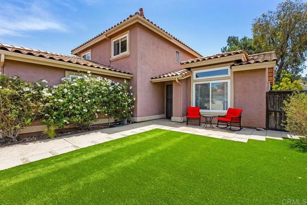 1205 Shay Place