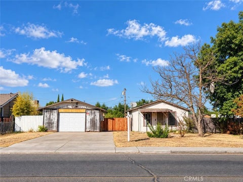 Photo of 2195 Beachwood Drive, Merced, CA 95348 (MLS # MC26217290)