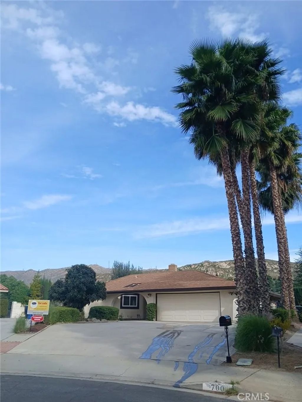 Photo of 700 Via Concepcion, Riverside, CA 92506 (MLS # IV26030529)