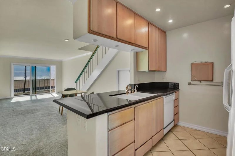 202 E Surfside Drive