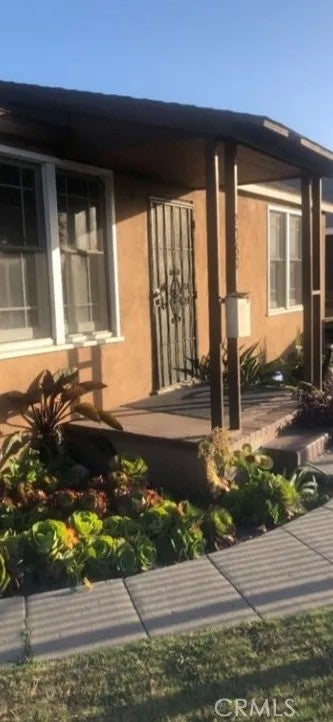 2080 E Stockwell