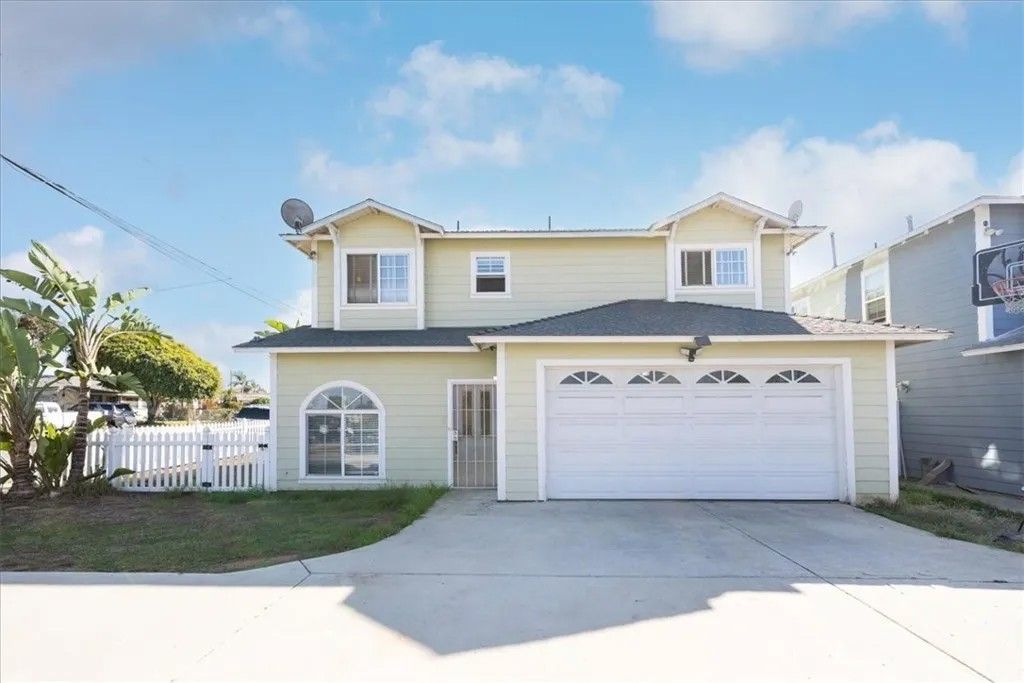 Photo of 570 Emory, Imperial Beach, CA 91932 (MLS # SW25251836)