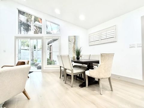 Tiny photo for 5423 E Walkerton St, Long Beach, CA 90808 (MLS # OC25239007)