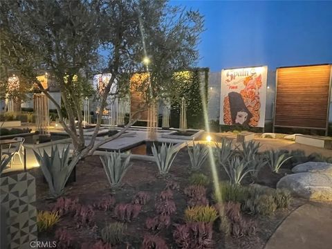 Tiny photo for 5423 E Walkerton St, Long Beach, CA 90808 (MLS # OC25239007)
