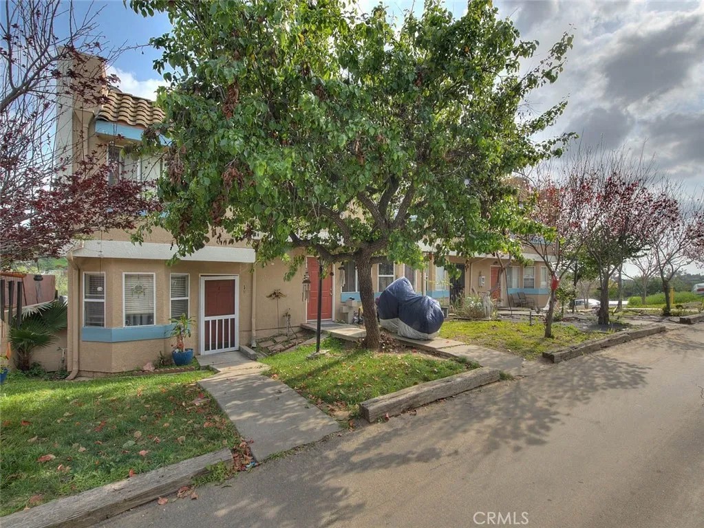 4904 Ithaca Avenue