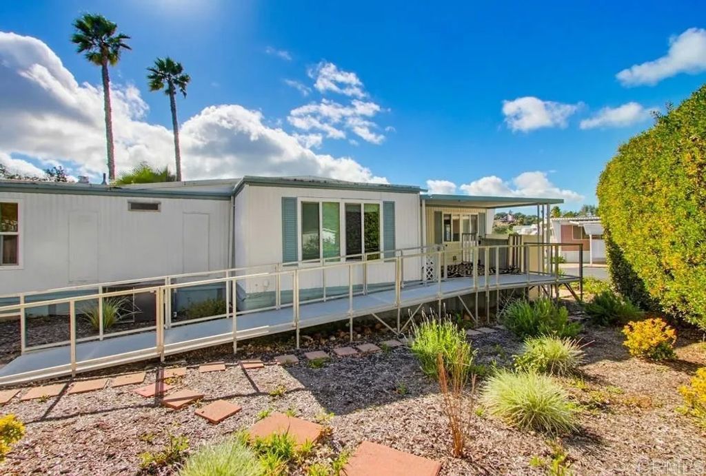 Photo of 1120 E Mission Rd #Space 44, Fallbrook, CA 92028 (MLS # NDP2601654)