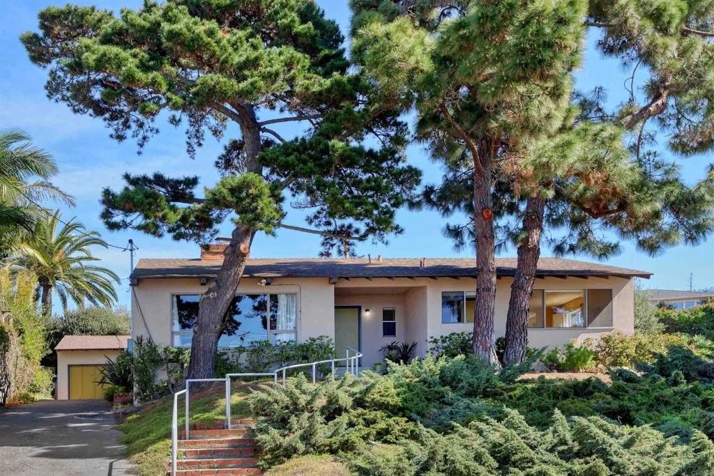 Photo of 4335 Osprey St, San Diego, CA 92107 (MLS # PTP2601579)