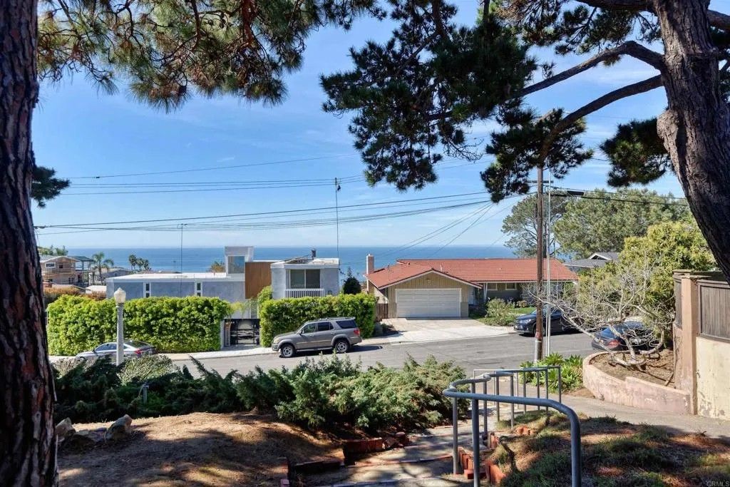 Photo of 4335 Osprey St, San Diego, CA 92107 (MLS # PTP2601579)