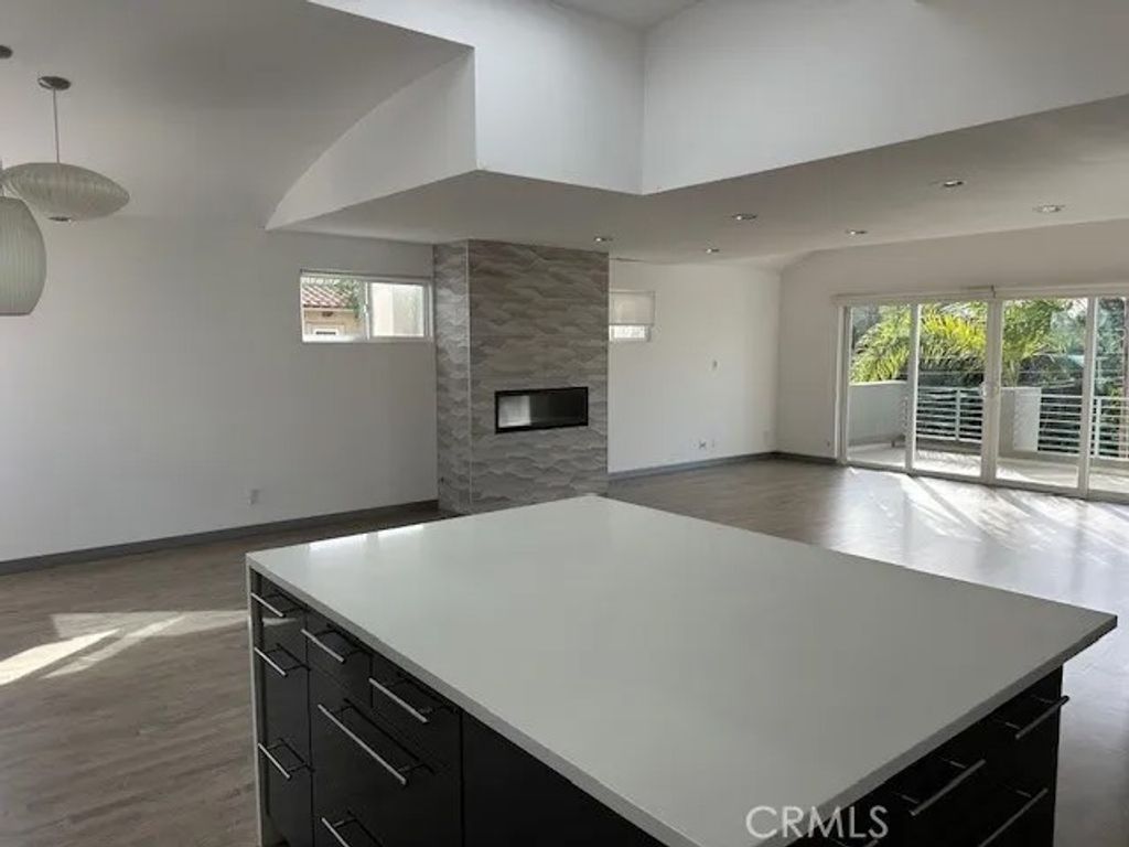 Photo of 510 Ardmore Avenue, Hermosa Beach, CA 90254 (MLS # SB26036994)