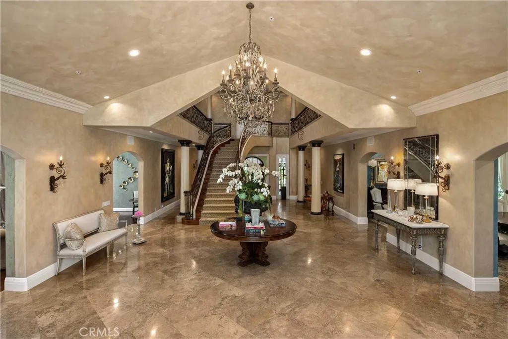 2323 Worthing Lane