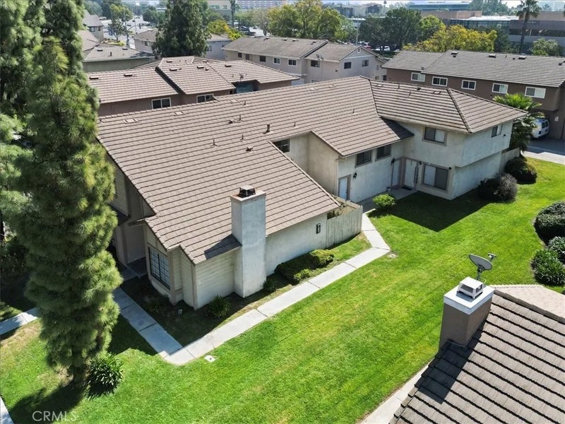 3230 Triumph Lane