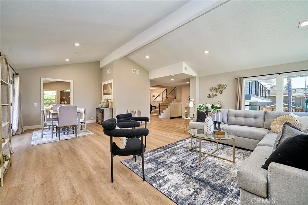 10392 Shadyridge