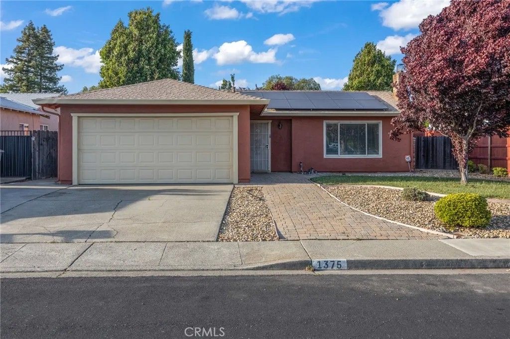 Photo of 1375 Farmington Dr, Vacaville, CA 95687 (MLS # CV26083460)