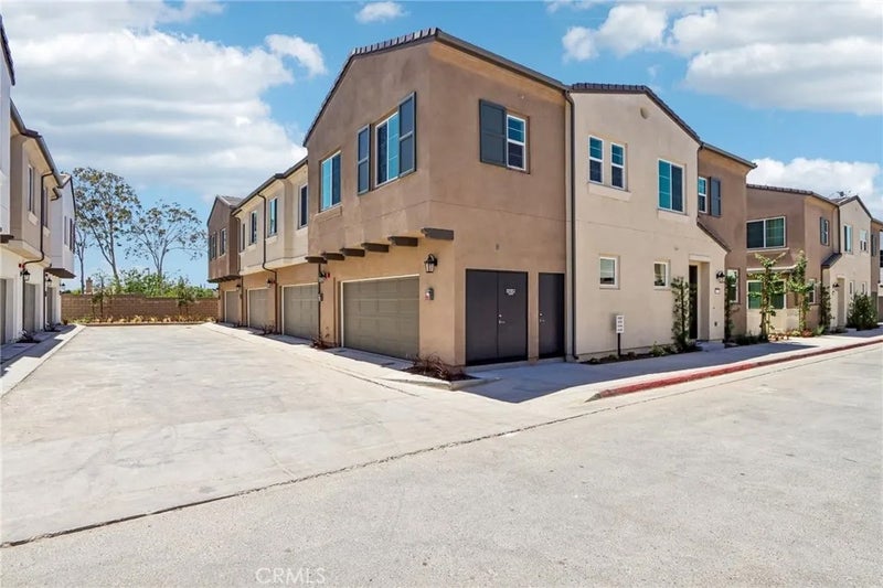 9187 Waverly Lane