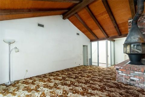 Tiny photo for 700 S Mariposa Street, Burbank, CA 91506 (MLS # BB25235182)