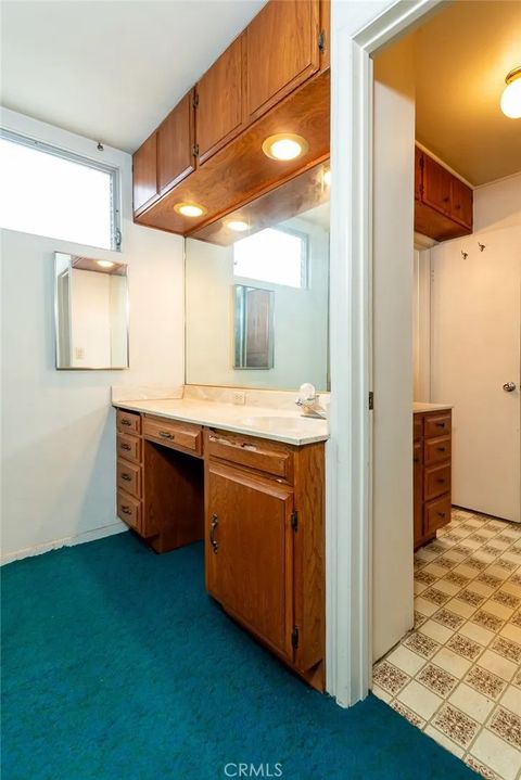 Tiny photo for 700 S Mariposa Street, Burbank, CA 91506 (MLS # BB25235182)