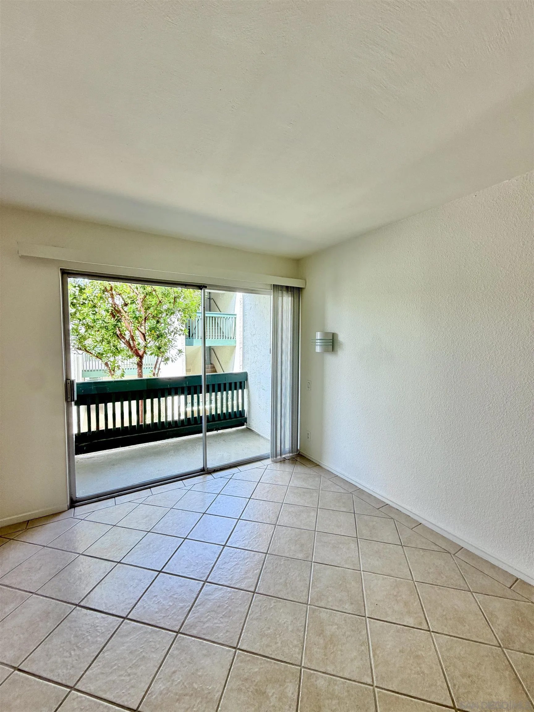 4060 Huerfano Ave 116