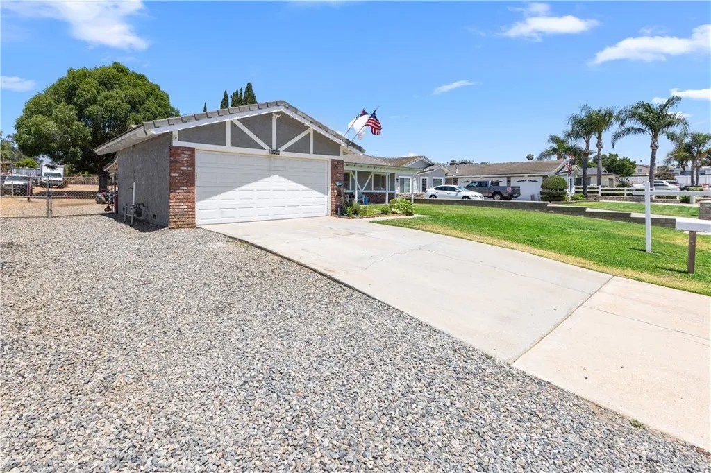 3190 Shadow Canyon
