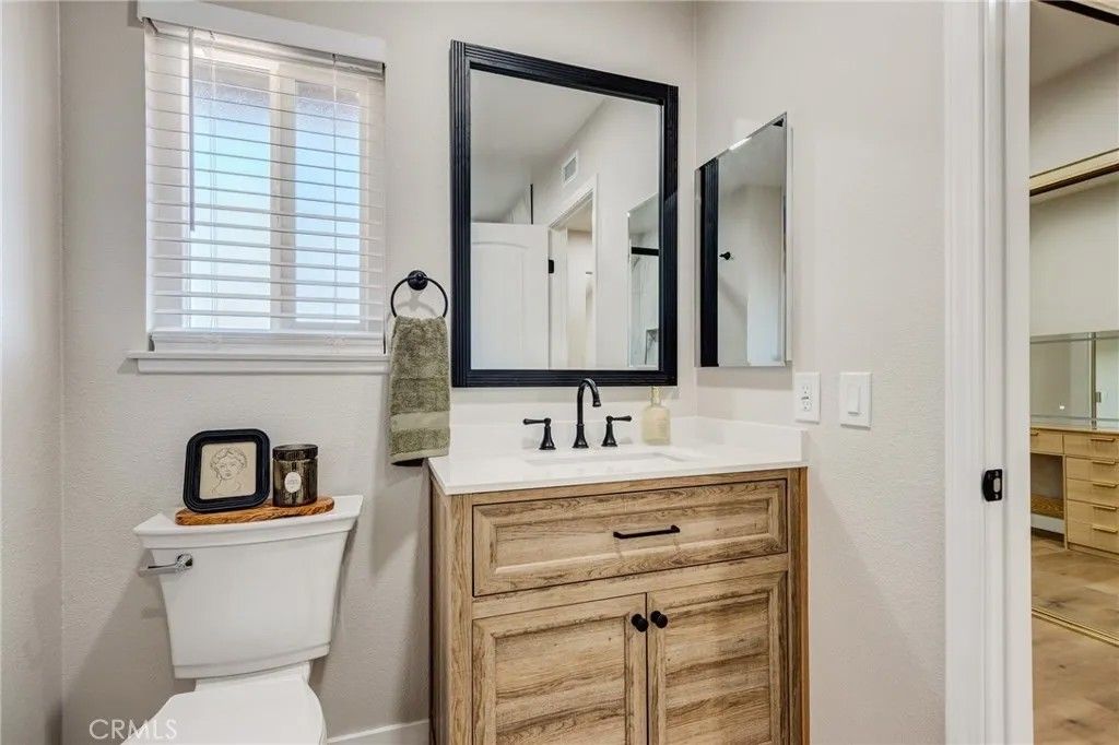 Photo of 1761 N Coolcrest Avenue, Upland, CA 91784 (MLS # IV25278105)