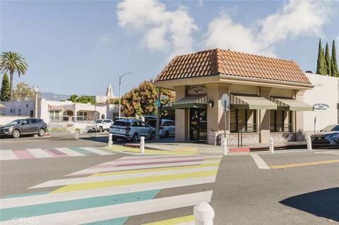 Tiny photo for 1116 E Palmer Avenue #11, Glendale, CA 91205 (MLS # SR25270103)