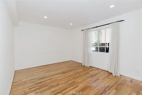Tiny photo for 1116 E Palmer Avenue #11, Glendale, CA 91205 (MLS # SR25270103)