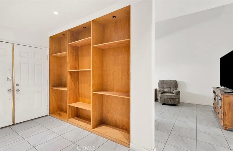 13188 Red Cedar