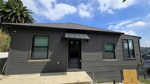 Photo of 1316 Allesandro St, Los Angeles, CA 90026 (MLS # DW26072000)