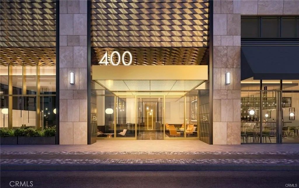 Photo of 400 S Broadway #2504, Los Angeles, CA 90013 (MLS # TR26077855)