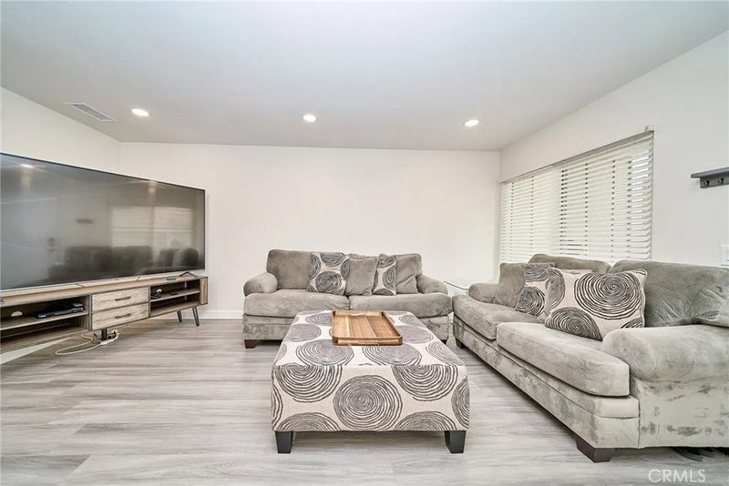 2346 Coventry Cir., #18