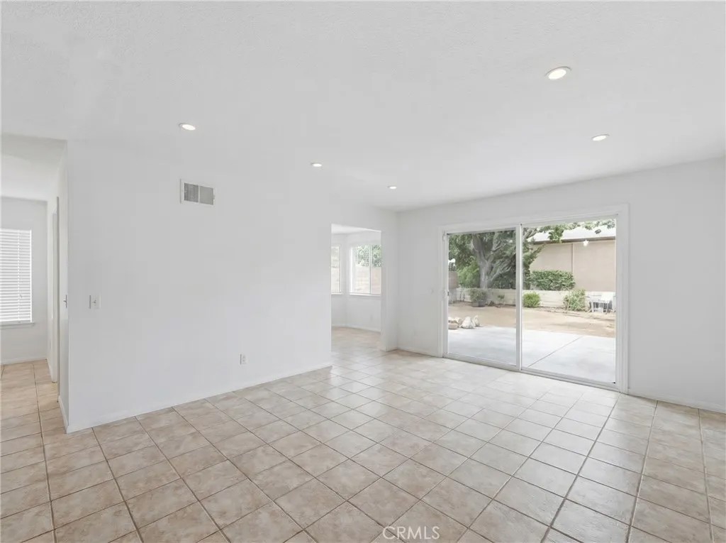 5304 Francisca Way