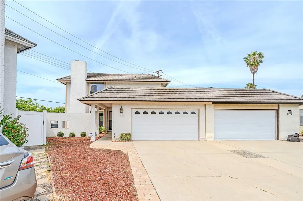 8175 Mammoth