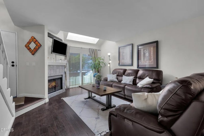 19431 Sherman Way 6