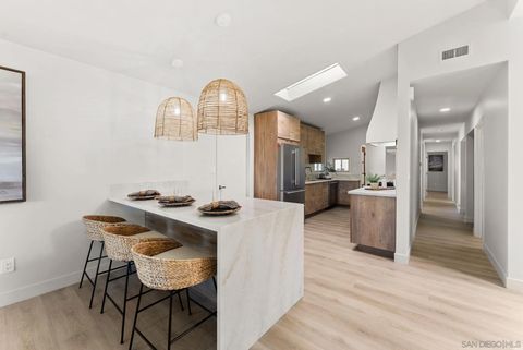 Tiny photo for 4472 Mount Lindsey Ave, San Diego, CA 92117 (MLS # 250042442)