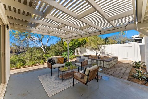 Tiny photo for 4472 Mount Lindsey Ave, San Diego, CA 92117 (MLS # 250042442)