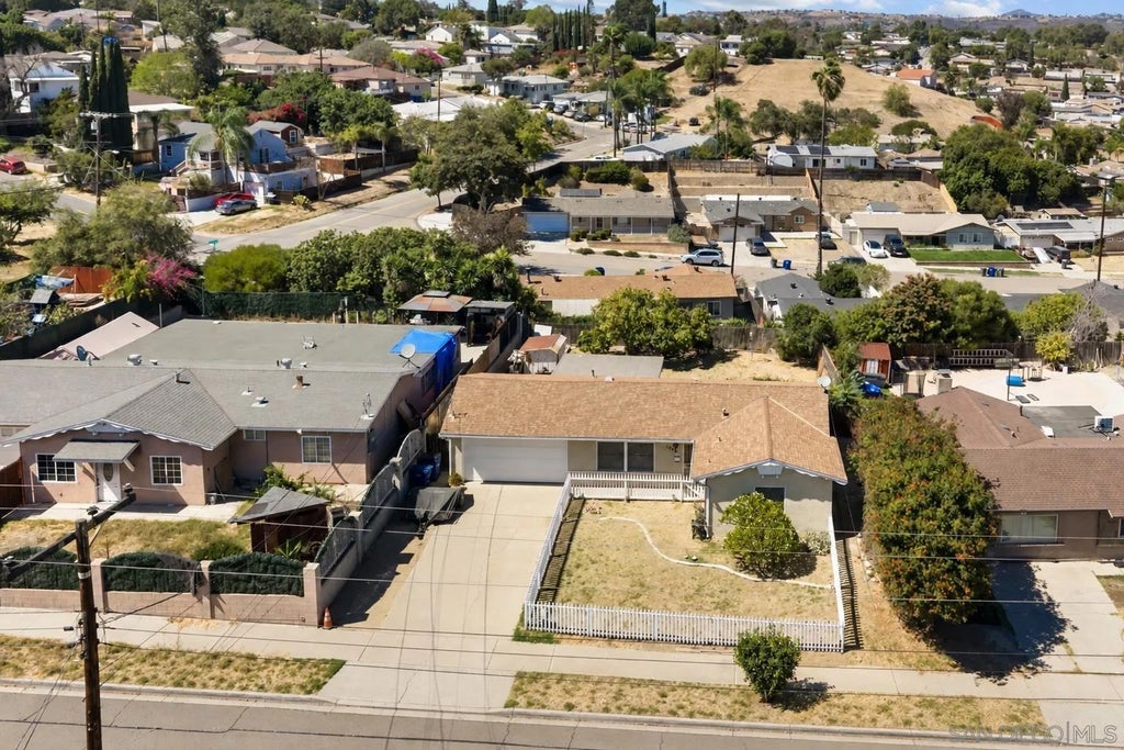 Photo of 1520 Tarleton St, Spring Valley, CA 91977 (MLS # 260021862)