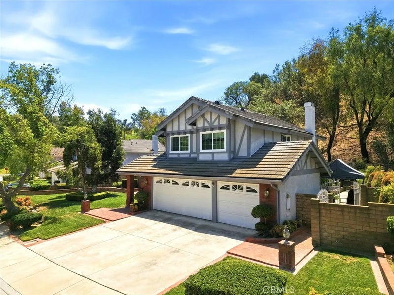 1420 Paseo Marlena