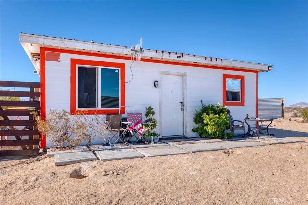 Photo of 800 Brant Cross Road, 29 Palms, CA 92277 (MLS # JT25271224)