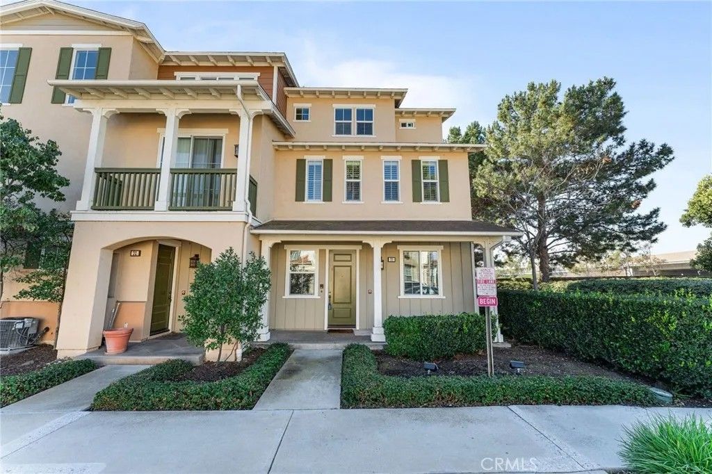 Photo of 31 Lookout Ln, Tustin, CA 92782 (MLS # OC26012574)