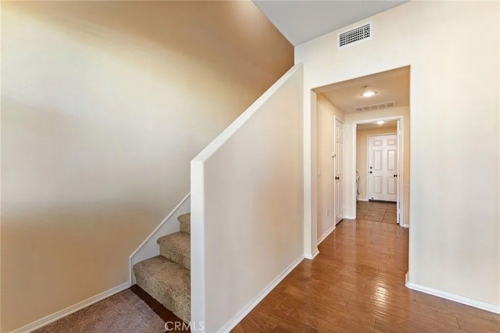 Photo of 31 Lookout Ln, Tustin, CA 92782 (MLS # OC26012574)