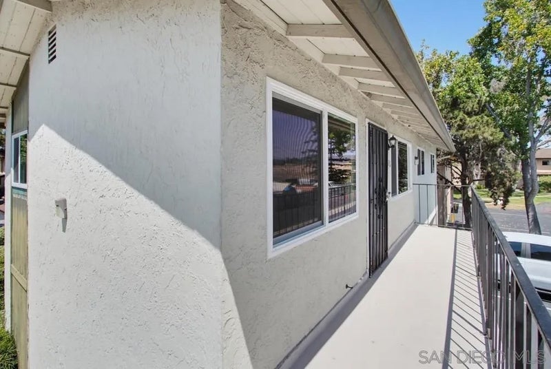 1626 Rue De Valle