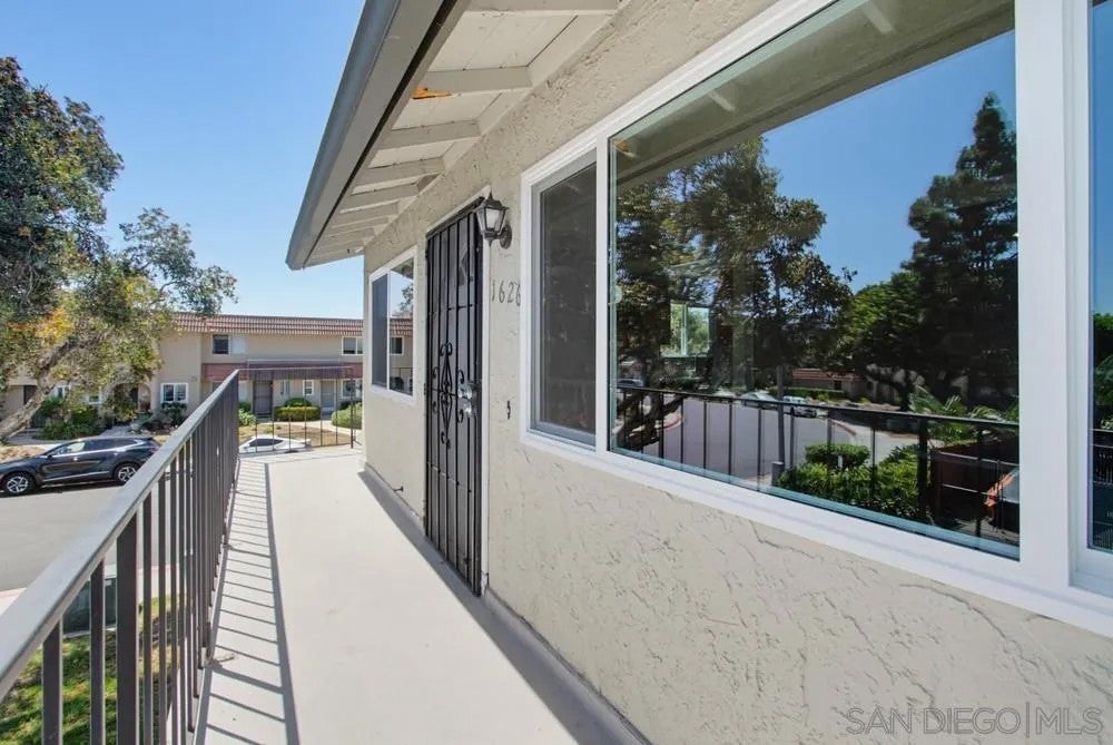 Photo of 1626 Rue De Valle, San Marcos, CA 92078 (MLS # 260021353)