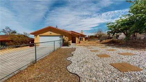 Photo of 6829 Quail Spring, 29 Palms, CA 92277 (MLS # JT26088712)