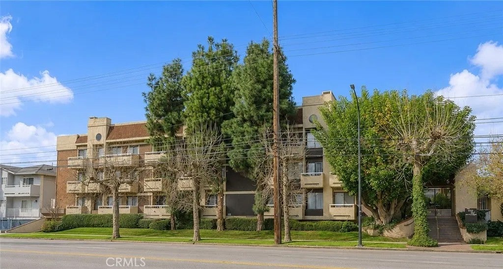 365 W Alameda