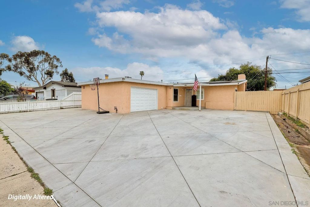 Photo of 549 NE Marble St, El Cajon, CA 92020 (MLS # 260003571)