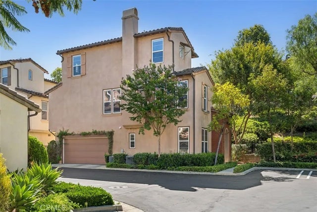 214 Tall Oak, Irvine