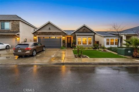 Photo of 1553 N State St, Fresno, CA 93722 (MLS # FR26055798)