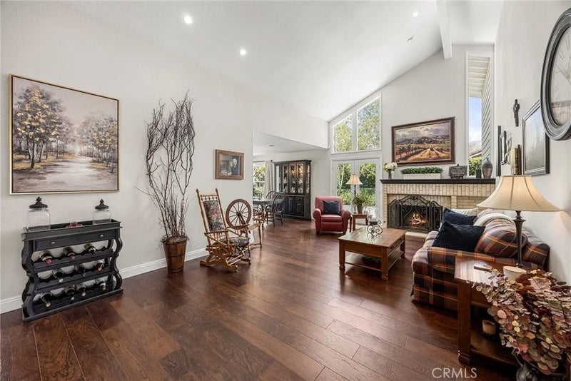 5329 Brentwood