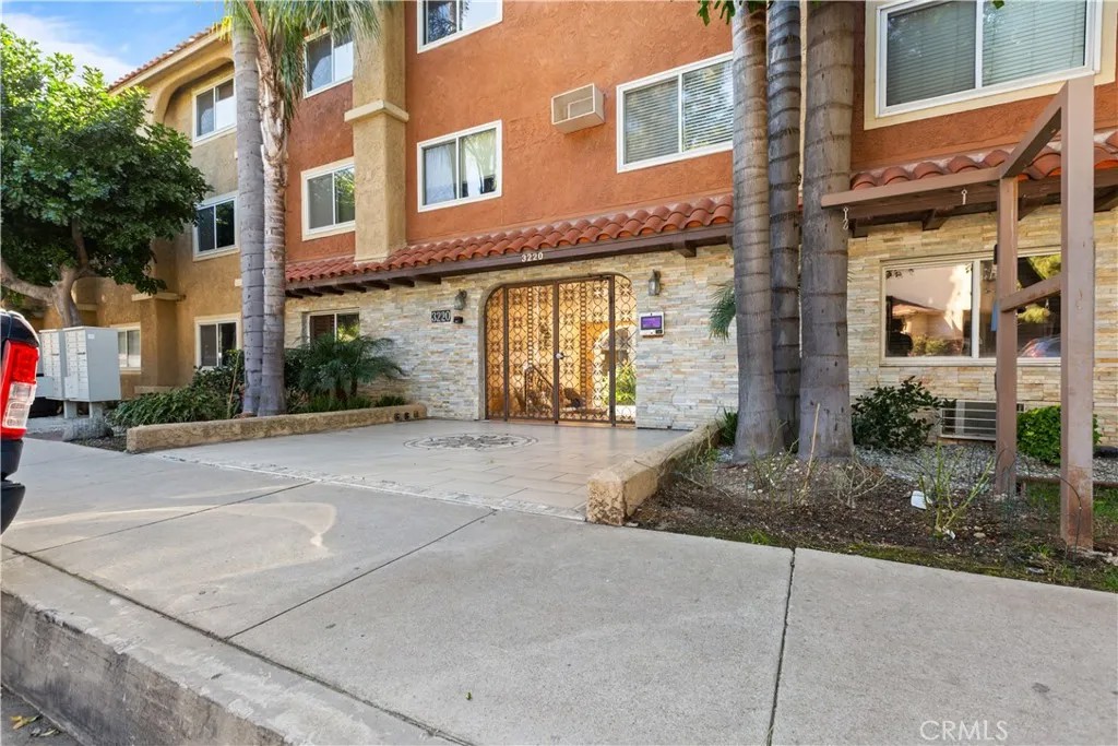 3220 Altura Avenue 331
