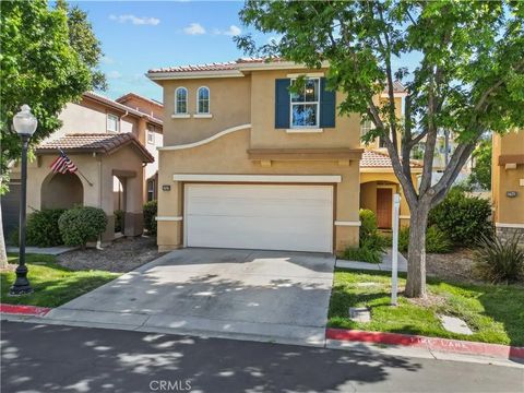 Photo of 27637 Cordovan Drive, Canyon Country, CA 91351 (MLS # SR26076822)